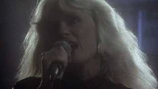 Watch Kim Carnes Does It Make You Remember video