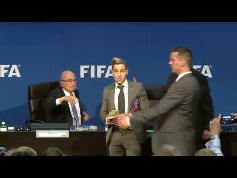 Sepp Blatter getting showered with money - Original Video