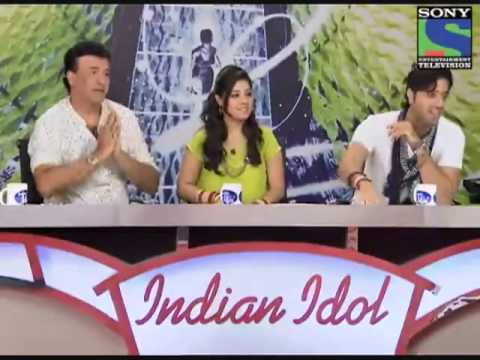 Sonali Dogra performed baras ja aye badal