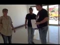 Северный Кипр. Новички инспектируют комплекс Сосновый Рай. Заливка бассейна. Кирения (Гирне, Girne) Северный Кипр. Новички инспектируют комплекс Сосновый Рай. Заливка бассейна. Кирения (Гирне, Girne)