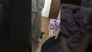 Hermosa Chica Mostrando Su Lindo Culo Desnudo