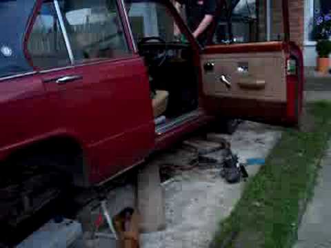 My Triumph Dolomite Sprint on Dellorto DHLA48. Bit of Rev for the Punters.