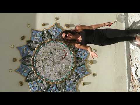 Georgina Sattva Academy Student teaches us how to make Beautiful Mosaic Art! Part 1/4