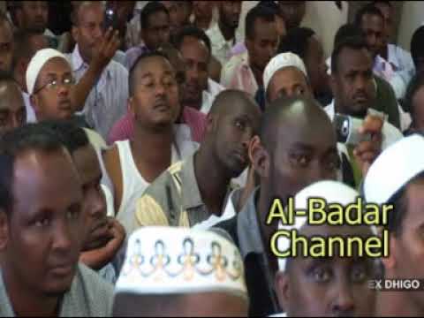 Watch MUXAADARO CUSUB DADKA OO WANAAG LA DHAX DHIGO SH MUSTAFE X. ISMAACIIL 29.12.2011