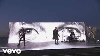 U2 - Get Out Of Your Own Way (Live From The 60Th Grammys ®)
