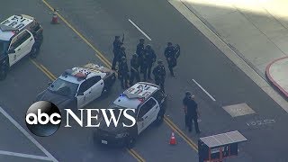 Police search LA mall for reported gunman