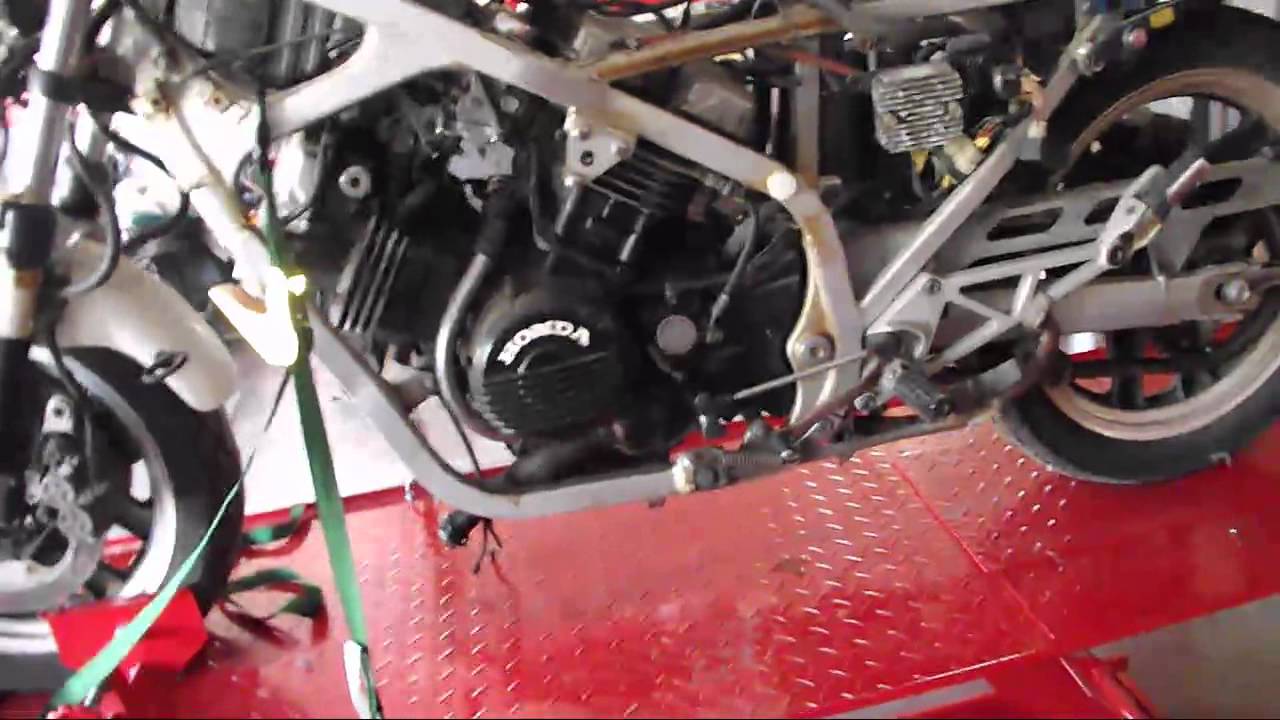Project Spooky - A 1985 Honda Interceptor Project - Part 1 - YouTube Project Spooky - A 1985 Honda Interceptor Project - Part 1 - YouTube