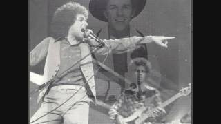 Watch Leo Sayer Another Year video