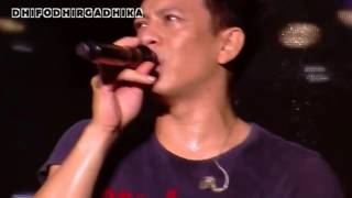 ARIEL noah menangis saat bawakan lagu ~ TAK LAGI SAMA