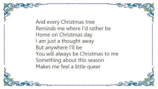 Watch Cyndi Lauper Home On Christmas Day video