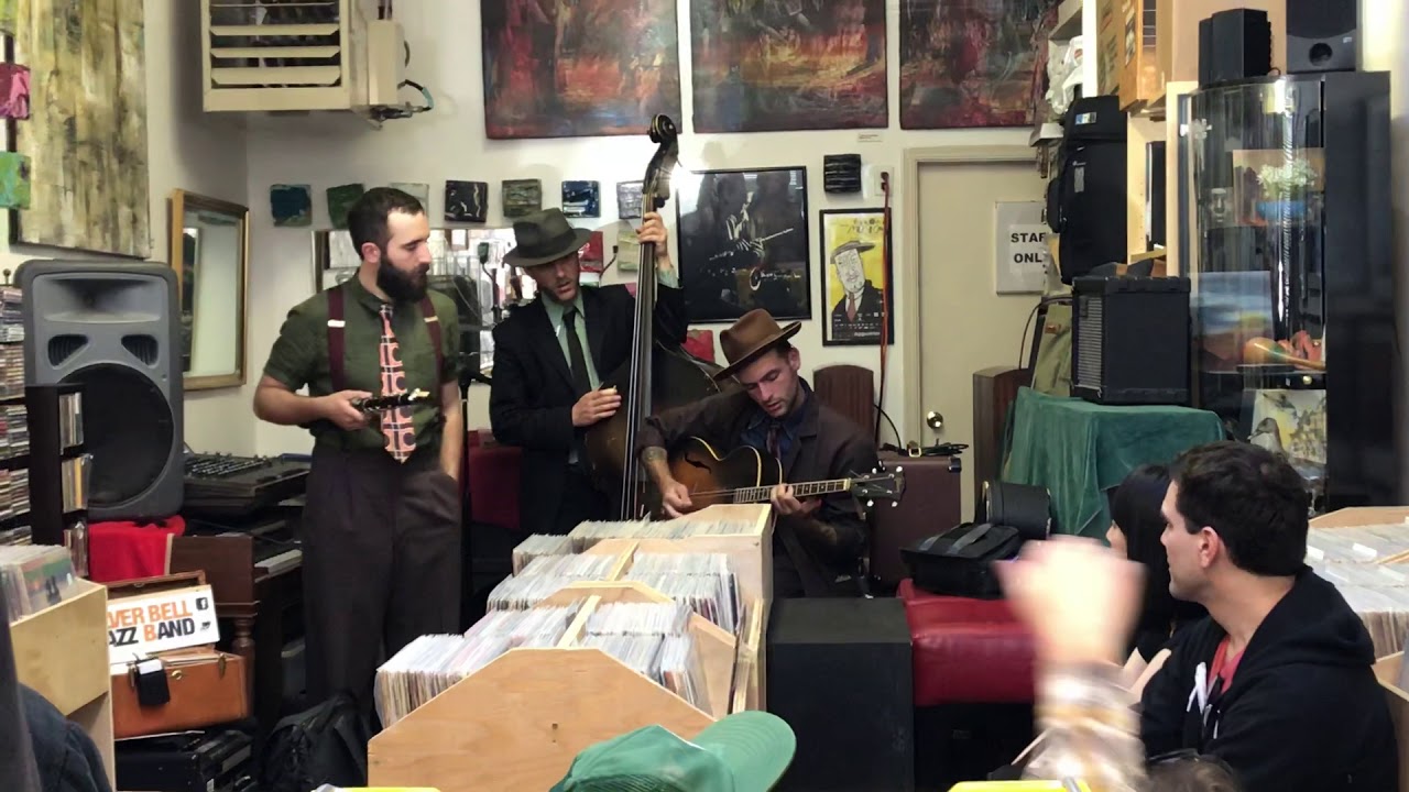 Hesitation Blues - James McClaskey w/Silver Bell Jazz Band