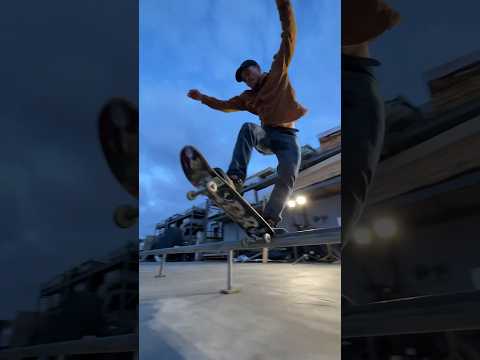Skate night with the 12 ft circle rail! #skateclipsdaily #skateboarding #skateboardingisfun #skate