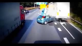 Horror Brutal Deadly accident Car vs 2 Trucks Fatal Live Crash +18 Never seen a Crash like this +18