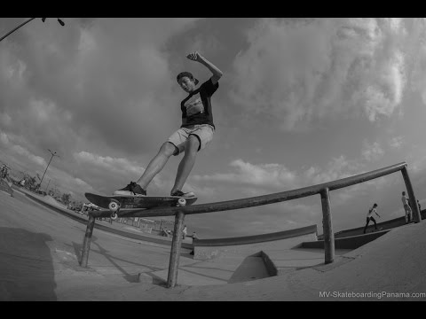#viernesdesk8 - Skateboarding Panama