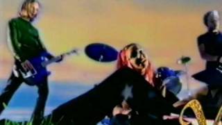 Watch Maviss Lever video