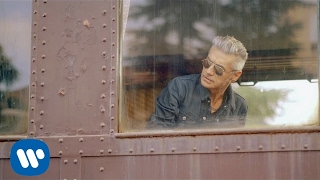 Watch Ligabue Made In Italy video