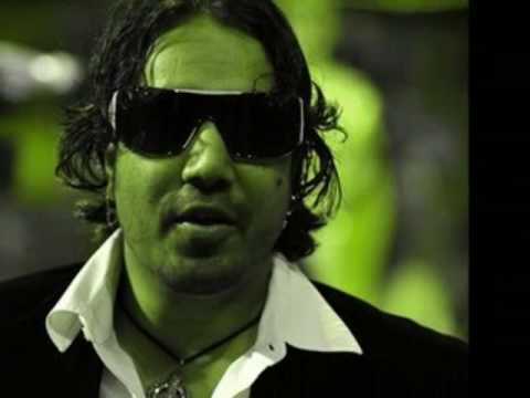 Gidhe vich tu nachdi - Mika Singh (full song)
