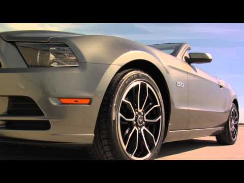 2013 Ford Mustang GT facelift revealed raw footage Highres photos 