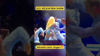 Ece Seçkinin Dünkü Sahnesinde Yaptığı Dans Çok Beğenildi