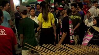 VIA VALLEN (CINTA TERLARANG) -- VERSI ANGKLUNG RAJAWALI MALIOBORO YOGYAKARTA