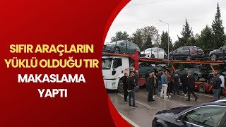 Sifir Araçlarin Yüklü Olduğu Tir Makaslama Yapti