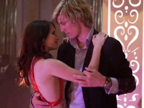 Tags:alex pettyfer hot 'n cold