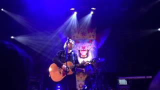 Watch We Are The Ocean Chin Up Son video
