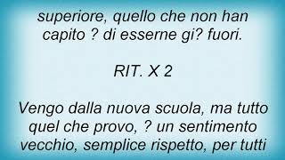 Watch Articolo 31 Cavaliere Senza Re video