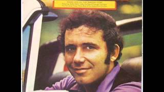 Watch Bobby Bare Travelin Minstrel Man video