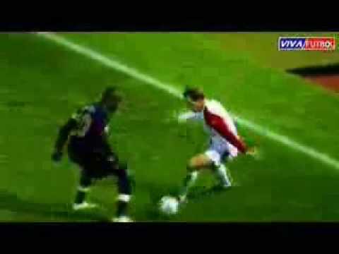 LOS VIDEOS DE LAS MEJORES JUGADAS DE FUTBOL los videos de las mejores jugadas de futbol: