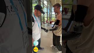 Зустріч Двох Біонічних Хлопців На Otworld Meeting Of Two Bionic Guys At Otworld