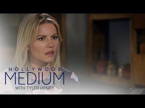 Elisha Cuthbert Is Blown Away By Tyler Henry's Reading | Hollywood Medium with Tyler Henry | E!