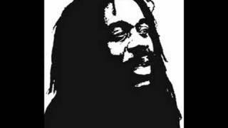 Watch Dennis Brown How Could I Leave video