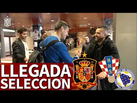 Llegada de los jugadores de la Selección a Las Rozas: Brais, Hermoso y Fornals hablaron | Diario AS
