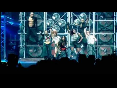 Christina Aguilera Dirrty Live n the Uk Stripped World Concert Tour