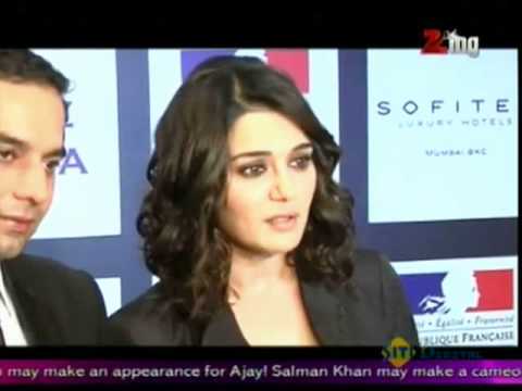 Amitabh Isabelle Adjani attend Preity Zintas bash for Ishq in...