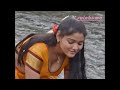 بنوته صغيره 16 سنة بستعرض جسمها بالصور