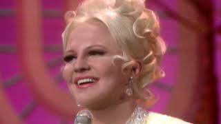 Watch Peggy Lee you Made Me Feel Like A Natural Woman video