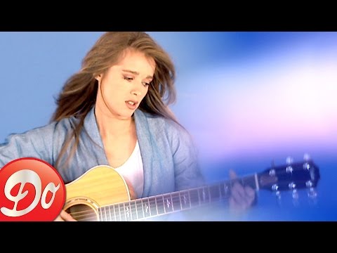 A Force De Solitude Video