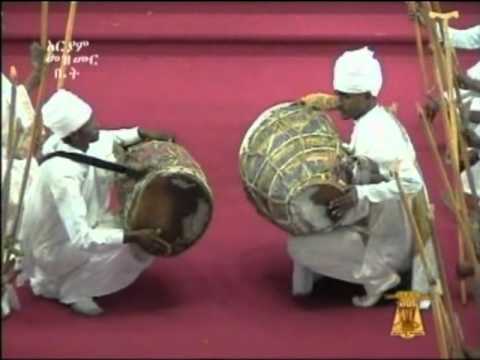 ethiopian orthodox mezmur by diyakon mndaye brhanu.mpg