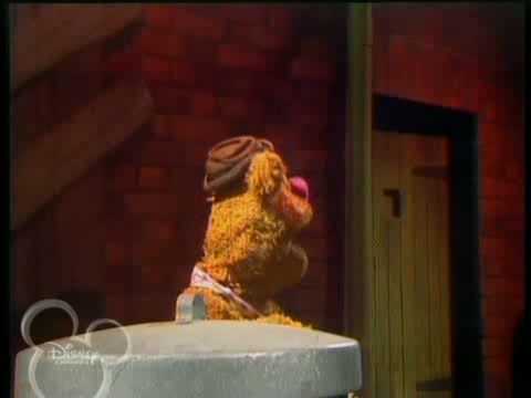 The Muppet Show. Fozzie Bear - Green Door (s04 ep22)