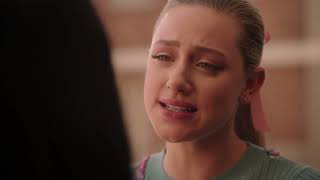 Betty And Veronica Sing The Universe Inside And They Kiss - Riverdale 7X14 Scene