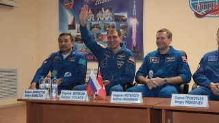 Пресс-конференция экипажа ТПК «Союз ТМА-18М»