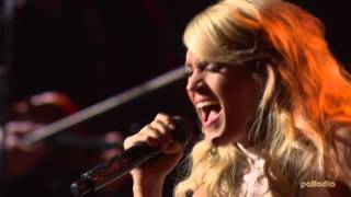 Carrie underwood: cowboy cassanova Live