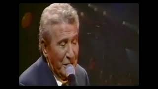 Watch Gilbert Becaud Je Tappartiens video