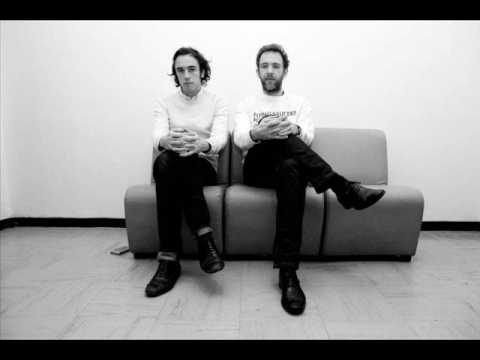 2 Many DJ's - Hand to Phone / La Rock 01