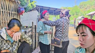 Yen Chis Mother Ran To Hug Her, Surprising Her And She Ran Into The House And Closed The Door