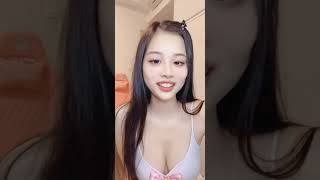 025