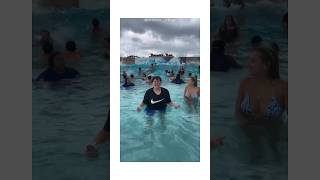 The Ultimate Wave Pool Showdown English Or Spanish