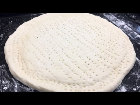 Cách làm đế pizza bằng chảo